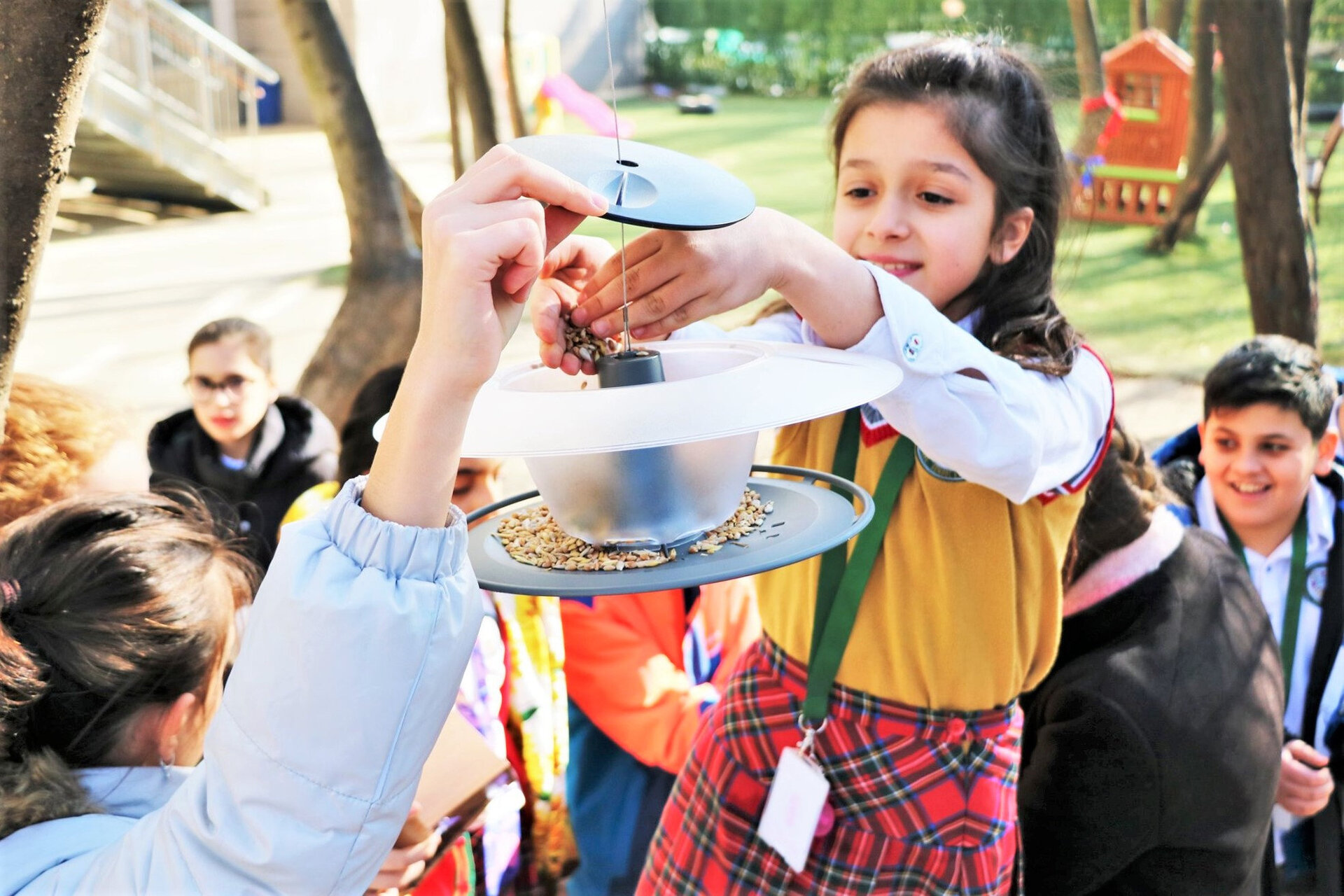 Хранилки за птички с 4. клас